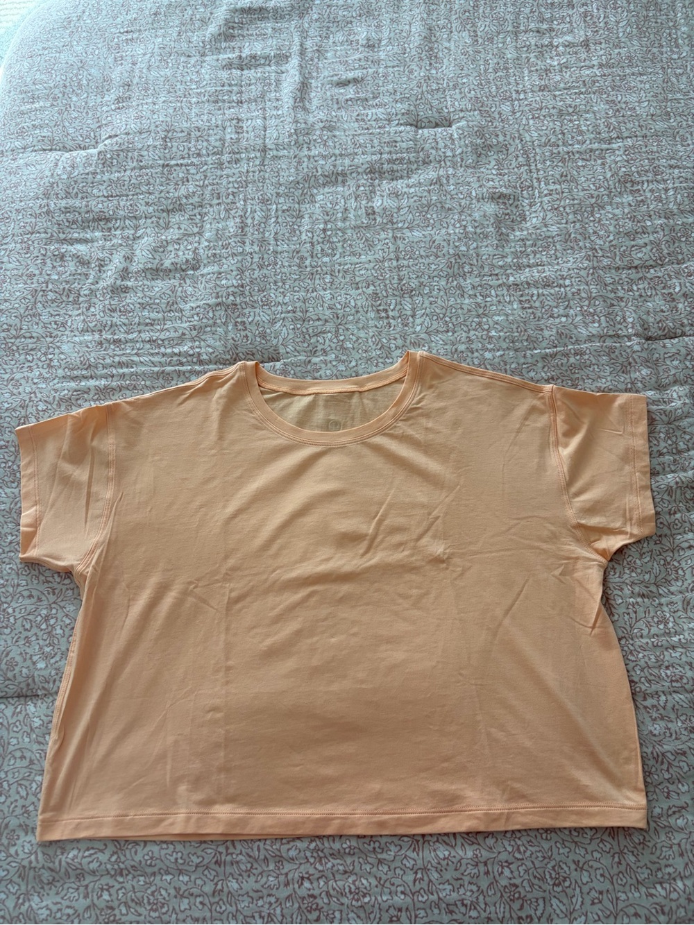 Lululemon Cropped Athletic Top